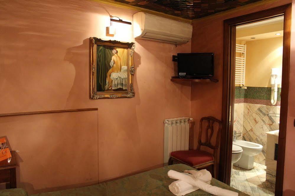 Hotel Vibel Rome Exterior photo