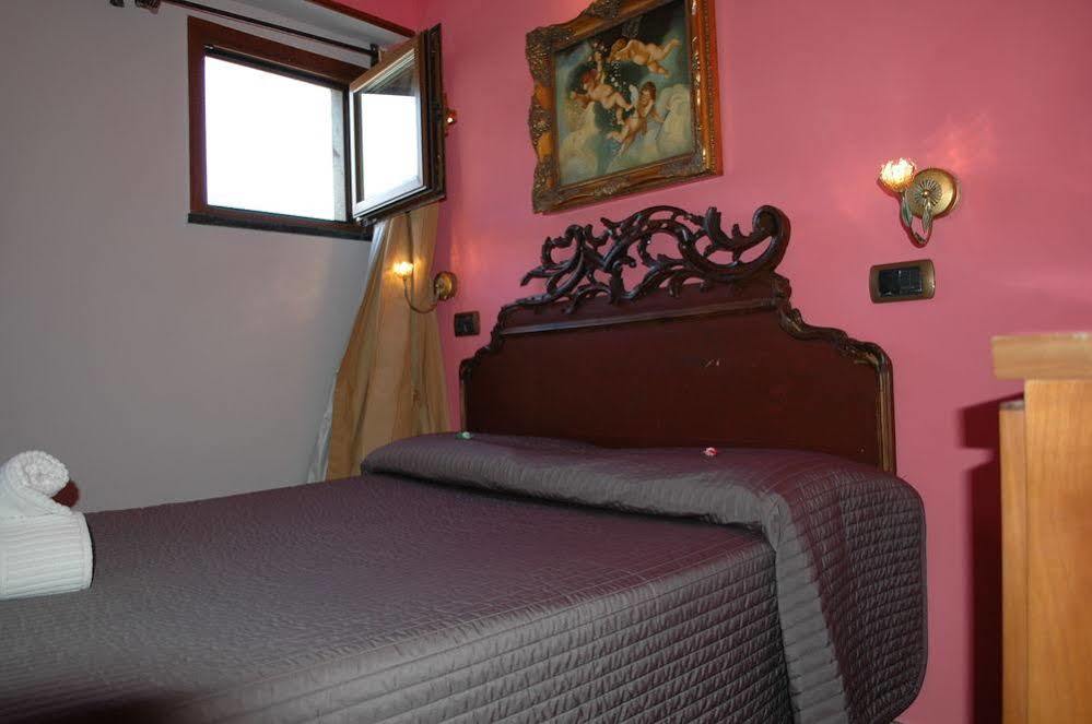 Hotel Vibel Rome Exterior photo