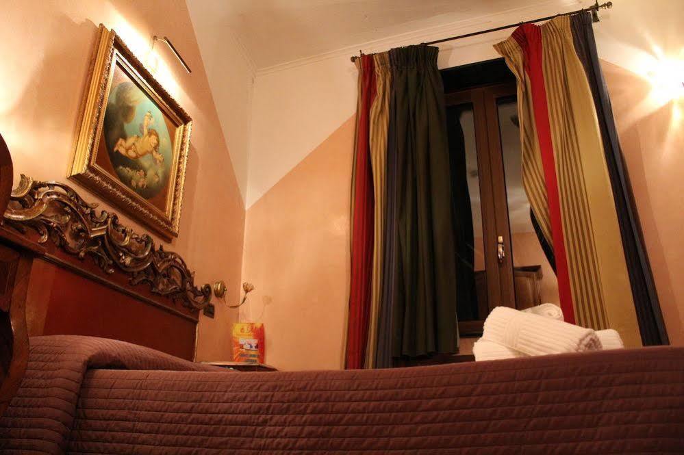 Hotel Vibel Rome Exterior photo